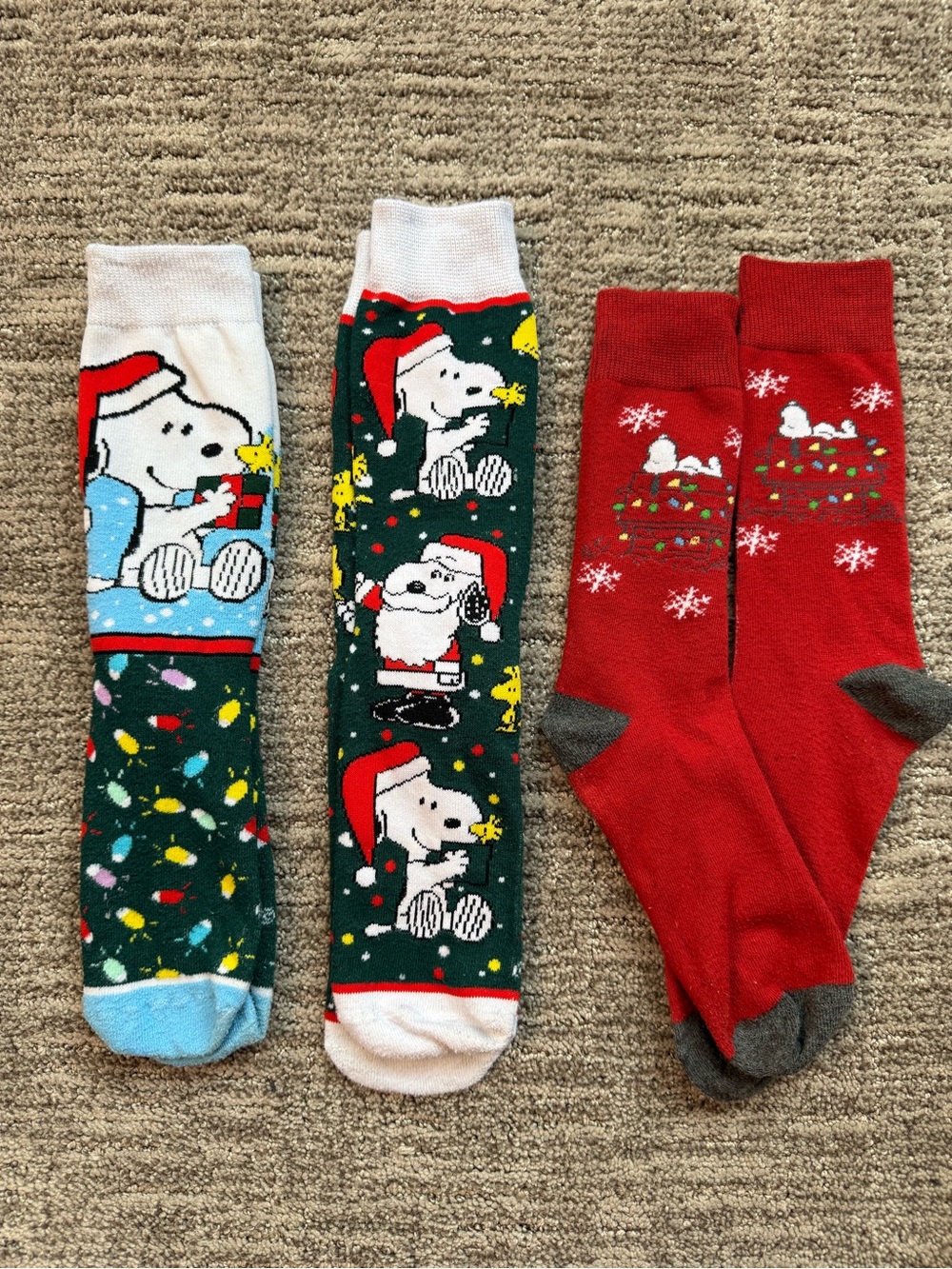 Men’s Peanuts Holiday Snoopy Crew Socks